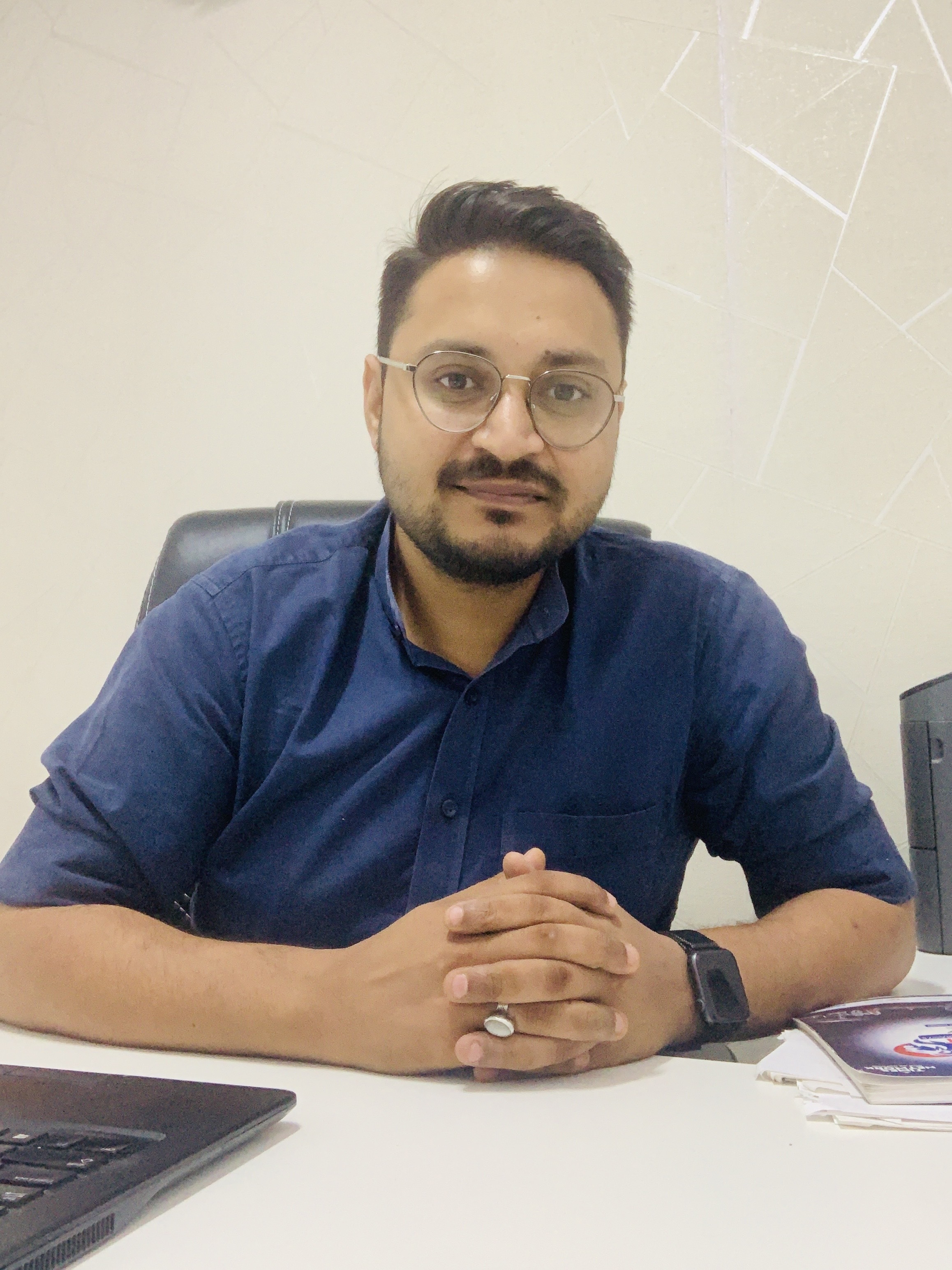 Saksham Agarwal, Principal Consultant and Founder of Consult Saksham